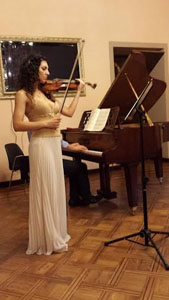 Violinista Anna Pugliese