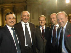 da dx schermo Luciano Lombaedi-Lorenzo Lombardi-Il Sen Izzo-Il Sottosegretario Min Lavoro N.Viespoli e Dot.Costanzo Iannotti Pecci