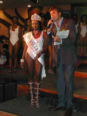 Sandra-Miss Africa 2001 in Italia  con M.Senise
