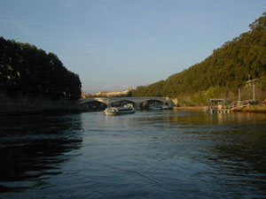 Navigazione sul fiume Tevere